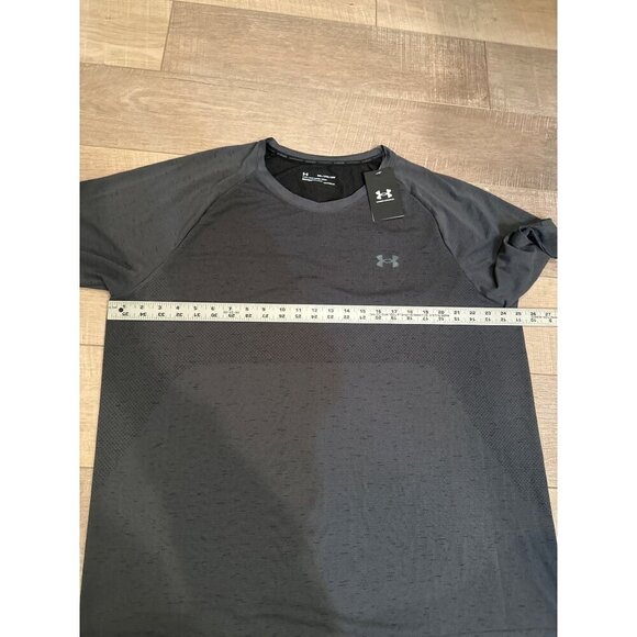 Under Armour Mens 3XL HeatGear Seamless Fitted Run T-Shirt In Black - Picture 3 of 7